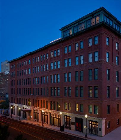 21c Museum Hotel Kansas City Hotels in Kansas City – GayOut Guide