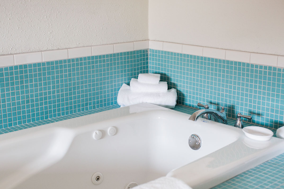 Hotel Trumbull and Porter Hotels in Detroit – GayOut Guide