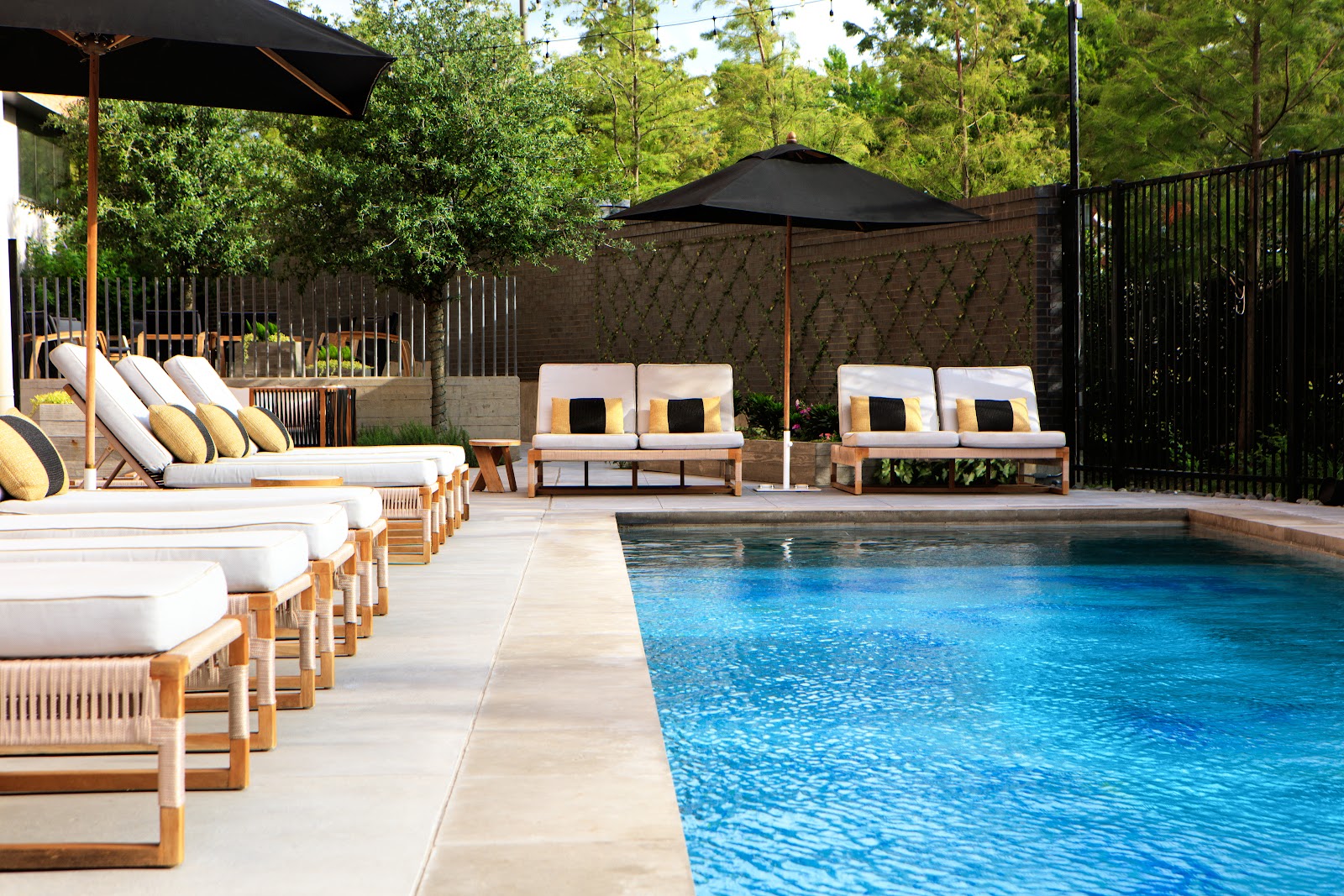 Kimpton Pittman Hotel Dallas Hotels in Dallas – GayOut Guide