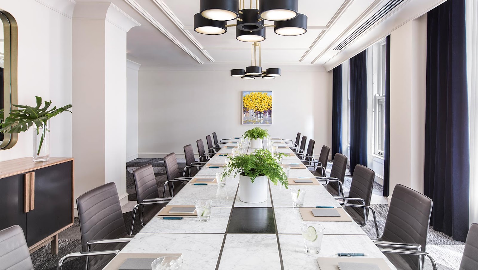 Hotel Kimpton Gray Hotels in Chicago – GayOut Guide