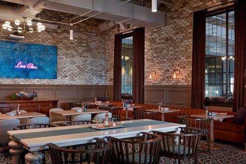 Отель Zachary Hotels in Chicago – GayOut Guide