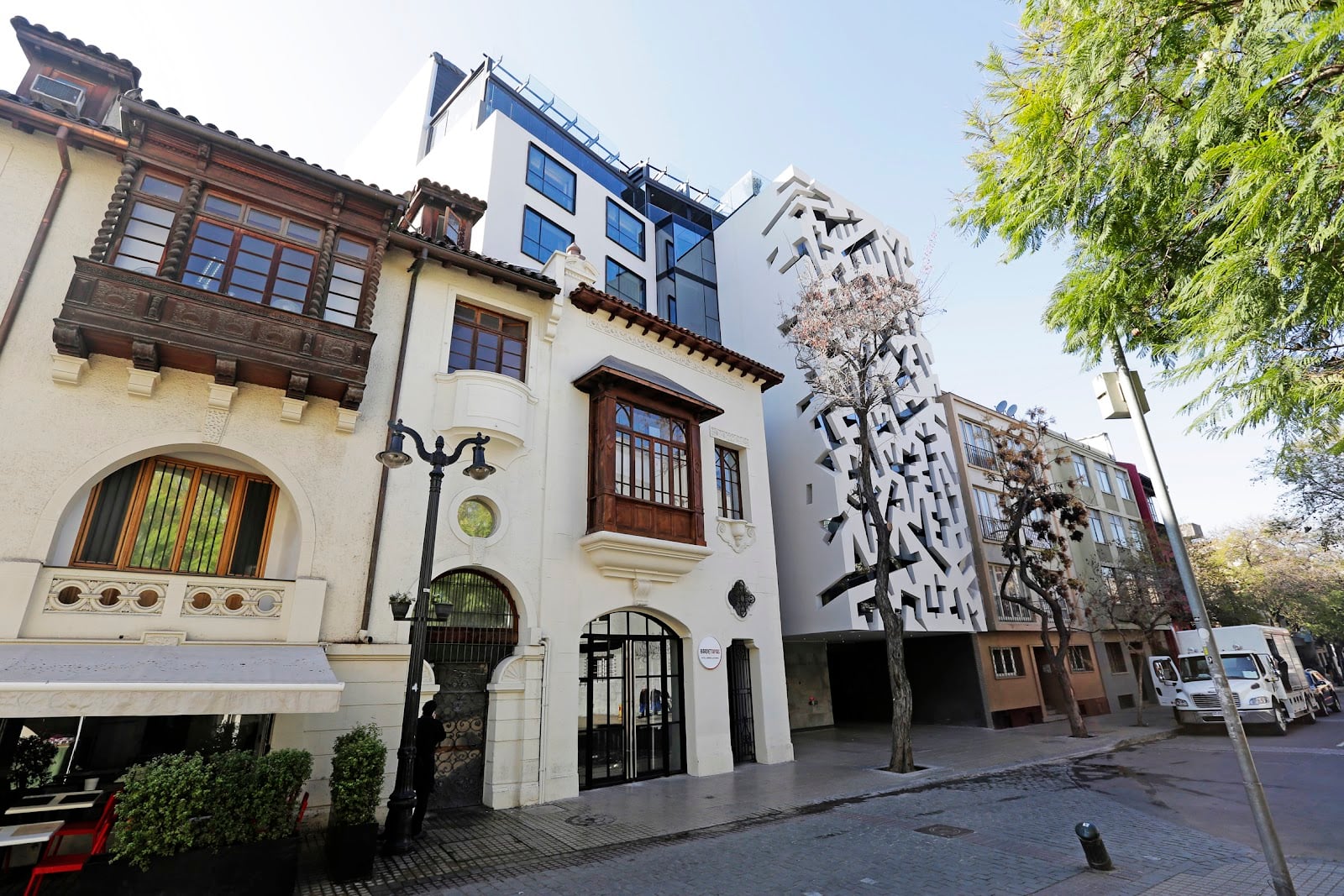 Hotel Cumbres Lastarria Hotels in Santiago – GayOut Guide