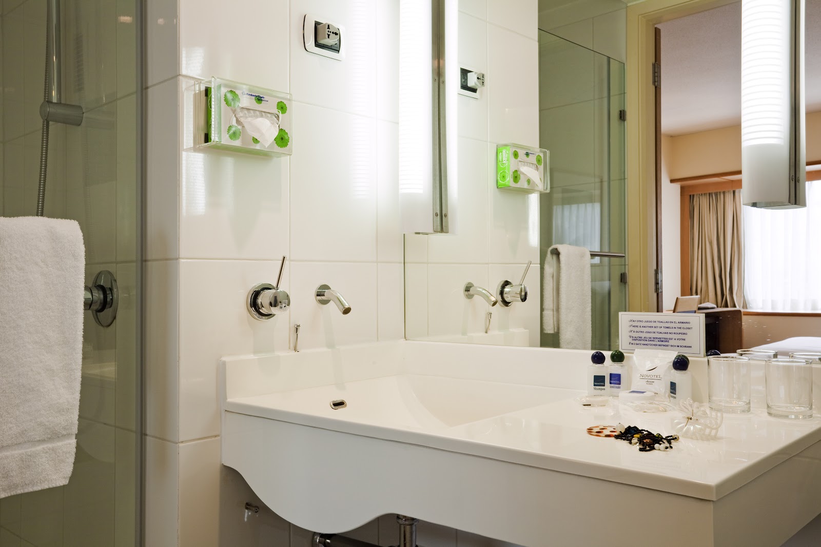 Movo Hotel Hotels in Santiago – GayOut Guide
