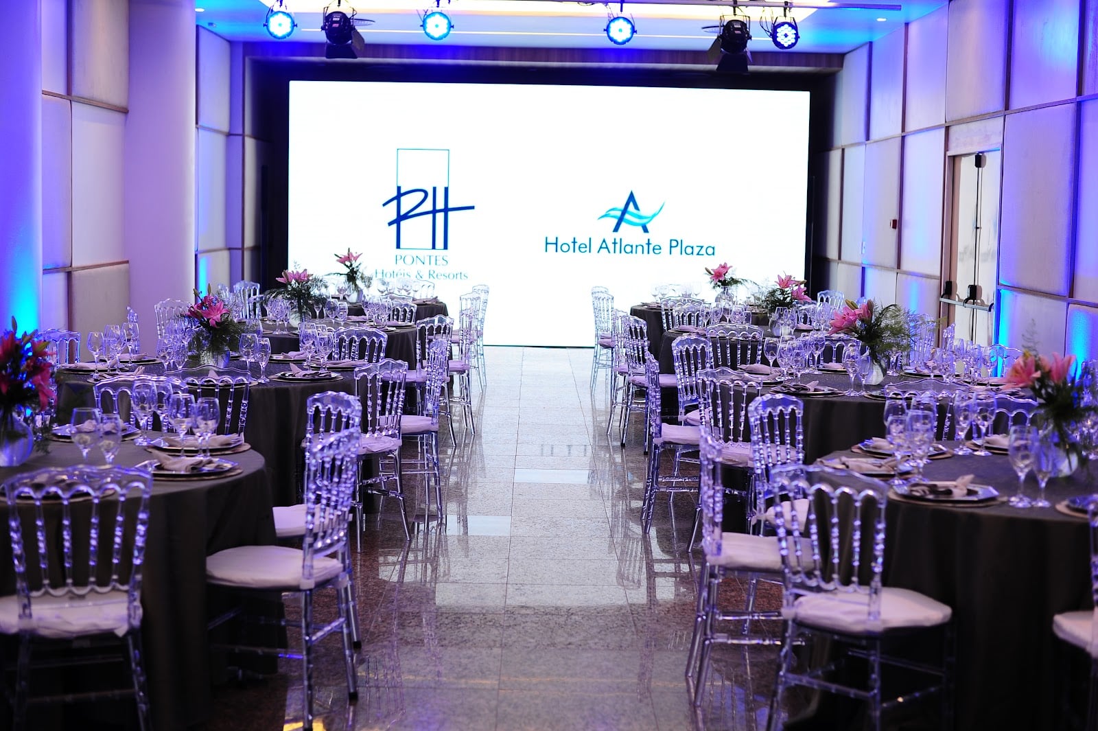 Hotel Atlante Plaza Hotels in Recife – GayOut Guide