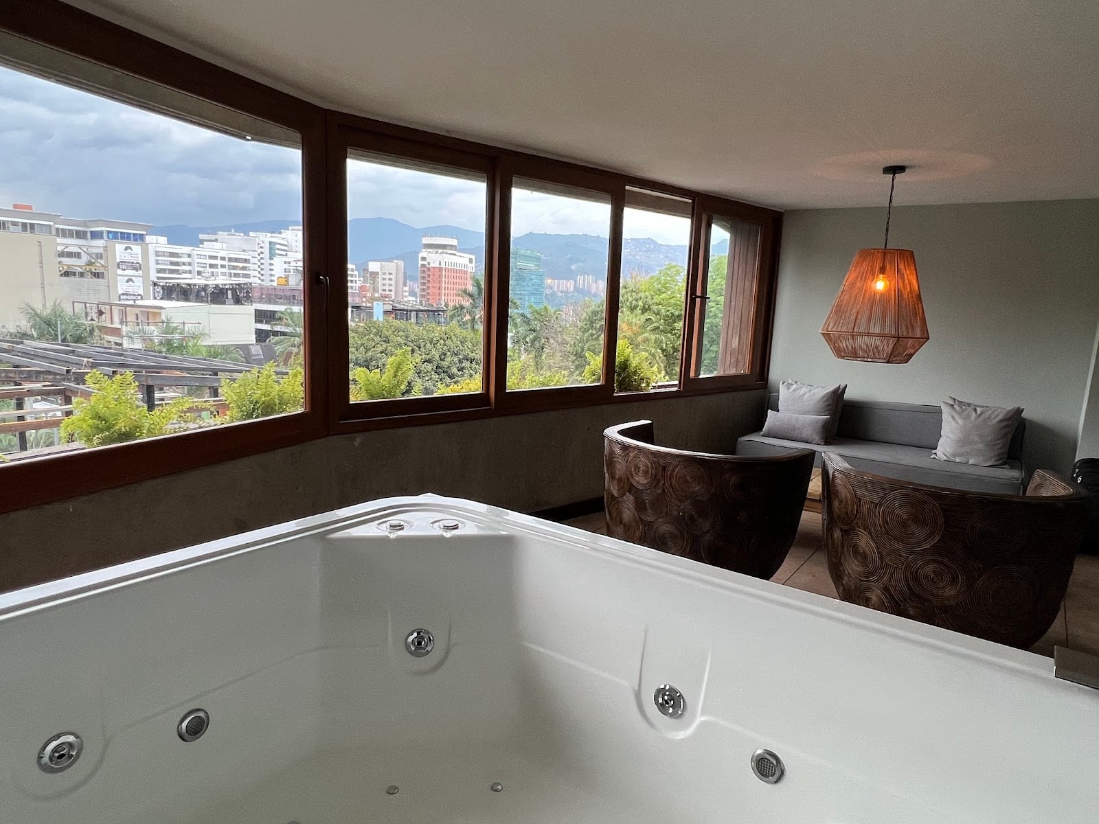 Hotel Charlee Hotels in Medellín – GayOut Guide