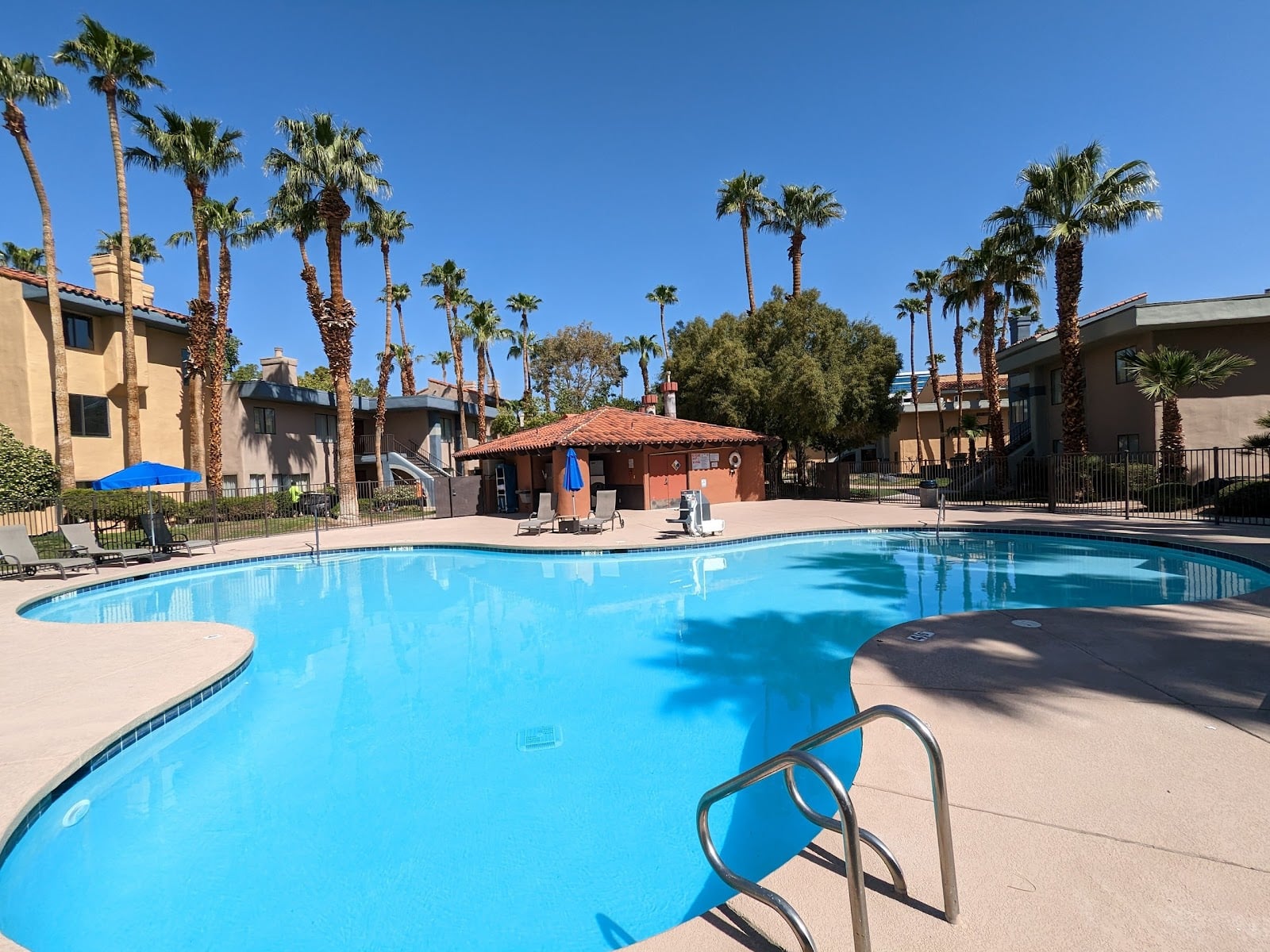 Alexis Park All Suite Resort Hotels in Las Vegas – GayOut Guide