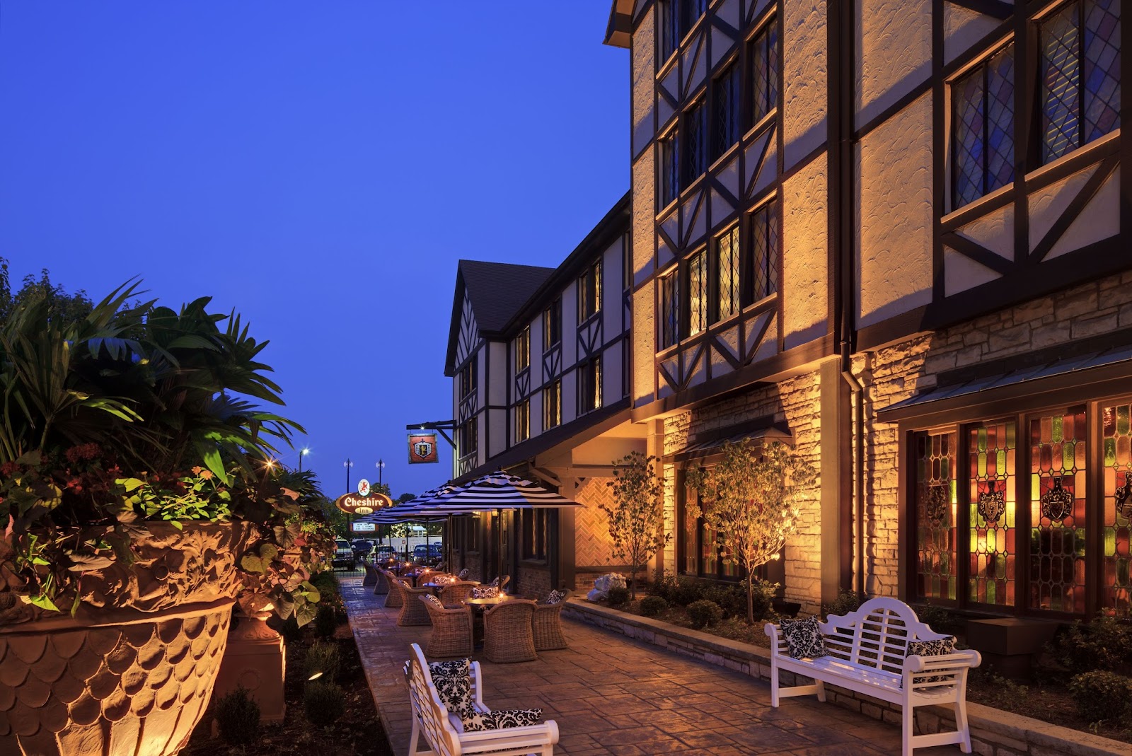 The Cheshire Hotels in St. Louis – GayOut Guide