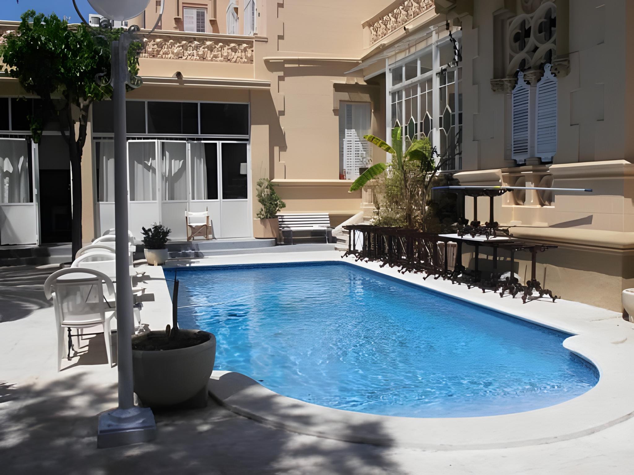 Hotel El Xalet Hotels in Sitges – GayOut Guide