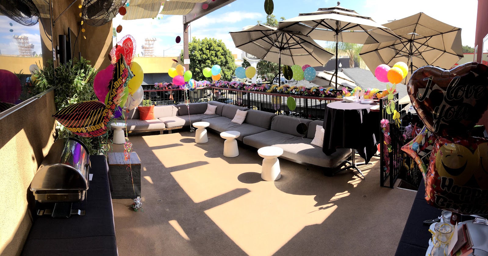 Urban Mo's Bar & Grill