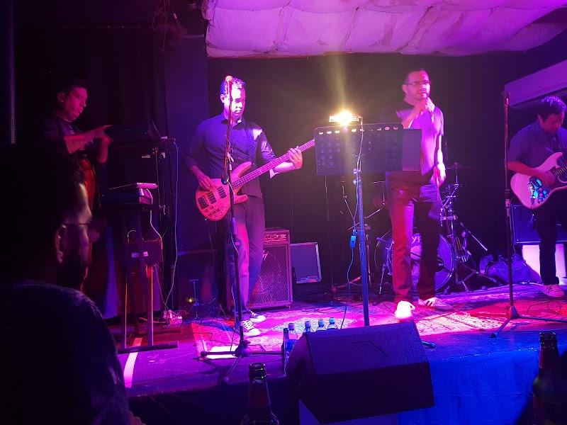 Crown & Anchor Bars & Clubs in Provincetown – GayOut Guide