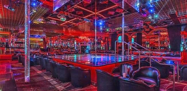 Boatslip Beach Club Bars & Clubs in Provincetown – GayOut Guide
