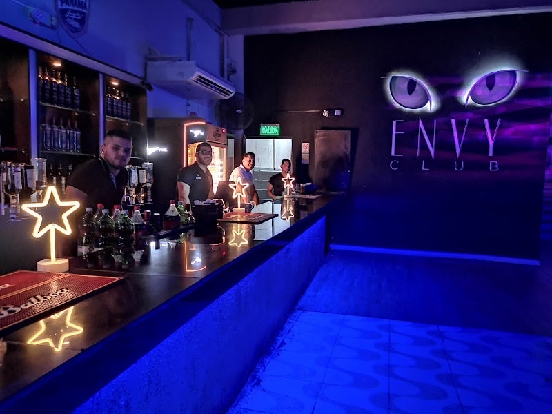 Boatslip Beach Club Bars & Clubs in Provincetown – GayOut Guide