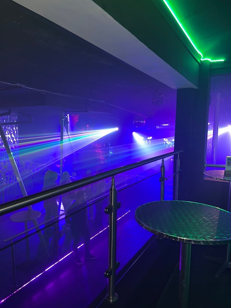Boatslip Beach Club Bars & Clubs in Provincetown – GayOut Guide