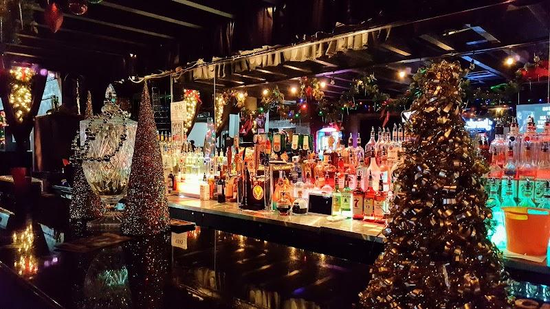 CC Slaughters Bars & Clubs in Portland – GayOut Guide